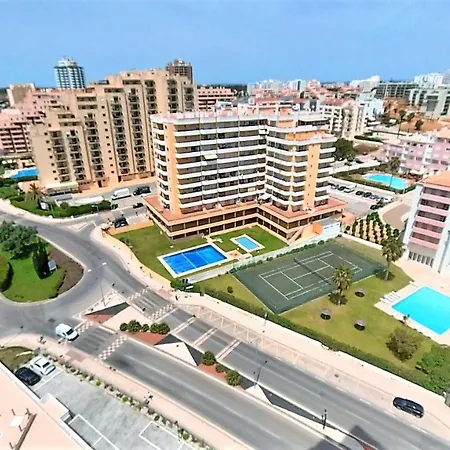 Rocha Tower 13c 公寓 *