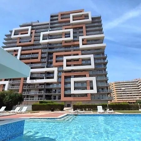 Turisticos Rocha Tower 5 Portimao