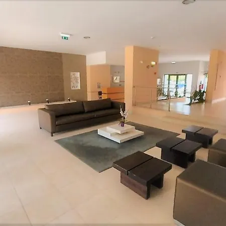 Turisticos Rocha Tower 5 Apartment