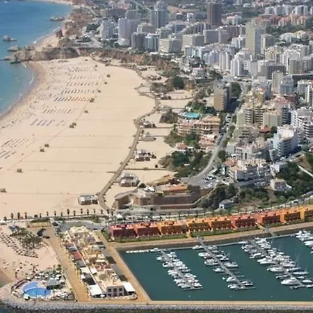 Turisticos Rocha Tower 5 Apartment