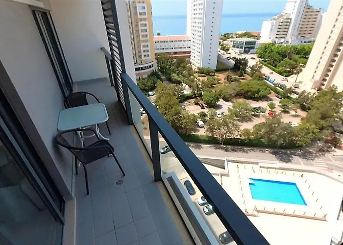 Rocha Tower 13c Apartment