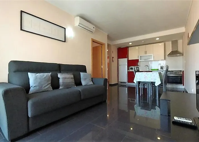 Turisticos Rocha Tower 5 Портиман